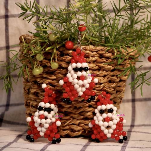 Mini Santa Claus Keychain 1