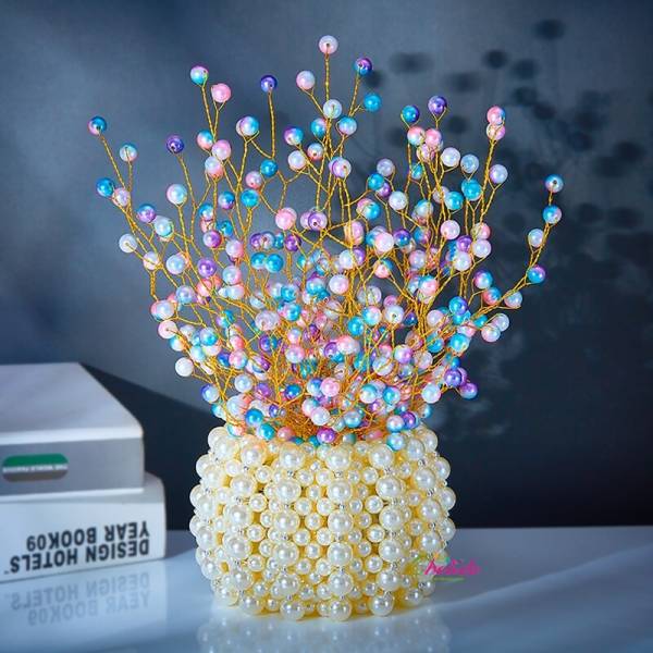 Beaded Vase vs. Glass Vase 2