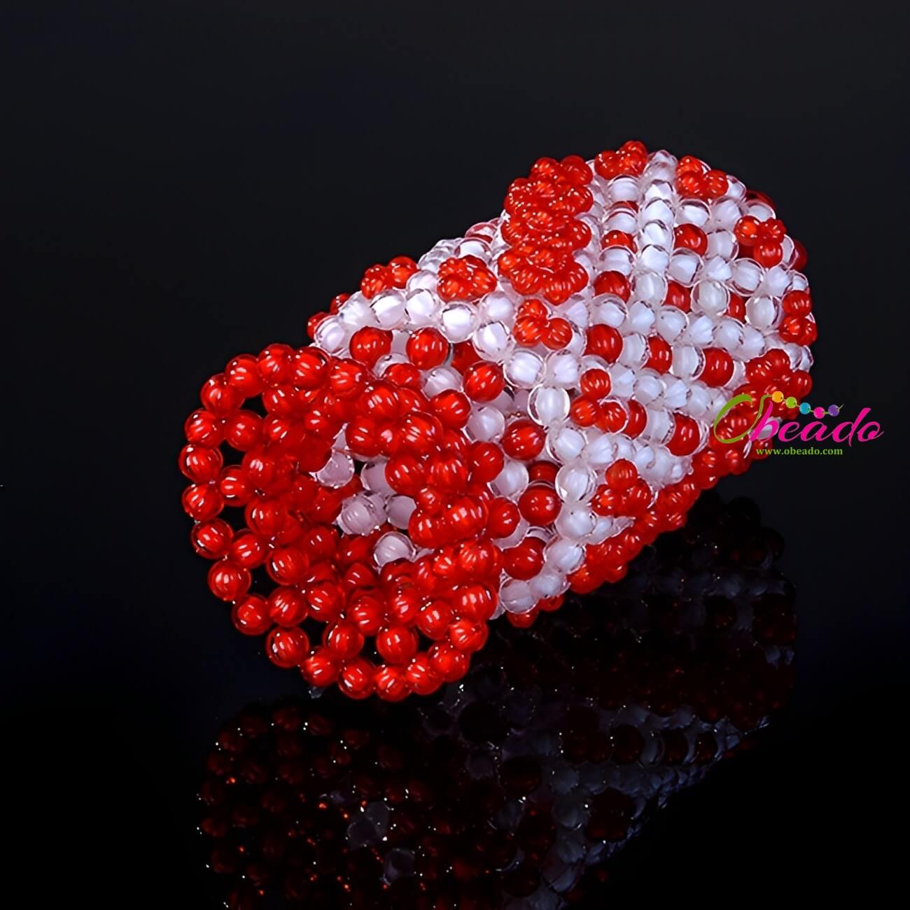 Flower Vase Made with Acrylic Beads 2