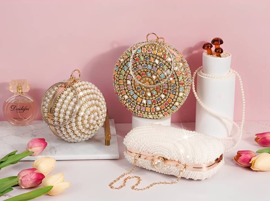 How to Choose the Suitable Pearl Bag for Wedding Party