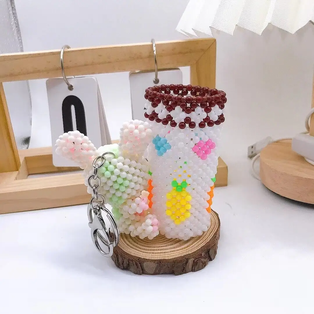 Rabbit Shape Pen Holder Beaded Home Décor - Image 2