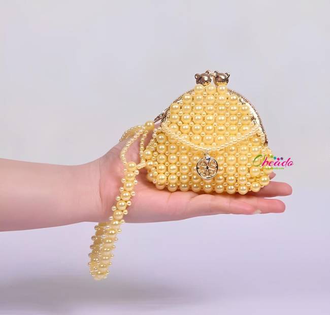 How to Choose the Right Bead Evening Bag for Your Next Party 1